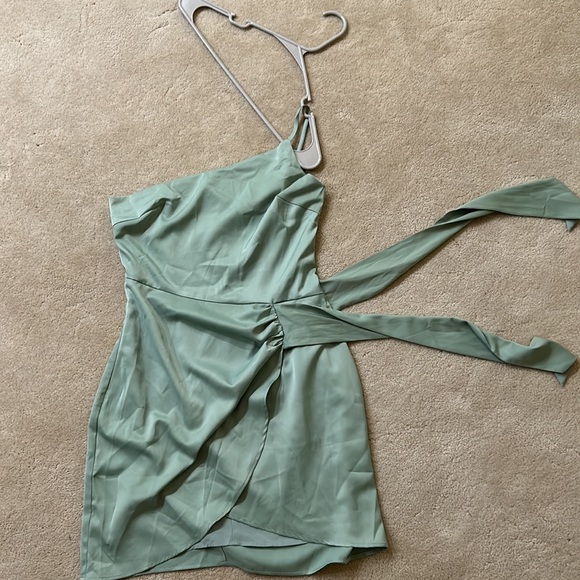 Sage green one strap formal dress - Picture 2 of 4